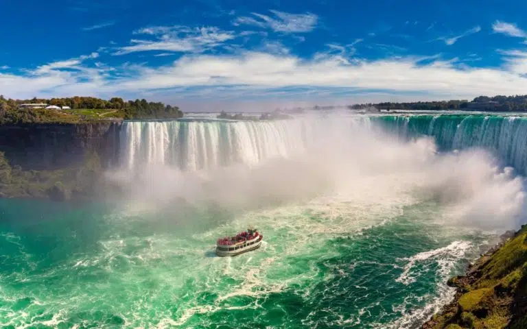 Bienvenue au Canada (circuit en train Toronto – Québec) - Canada